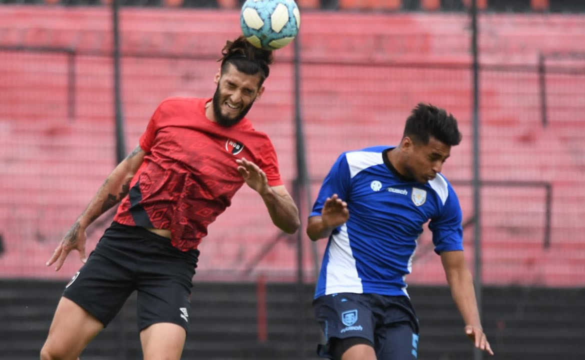 Bustamante, titular en Atlético ante Newells, cerca del Ok ...