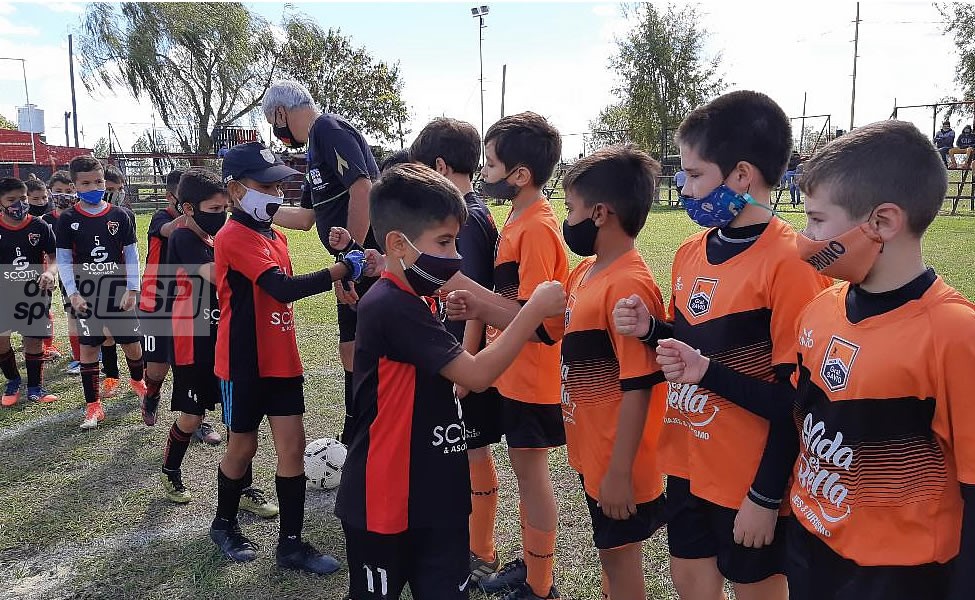 Baby Fútbol: Los trece clubes son mixtos - InfoUy